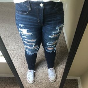 American Eagle Distressed Jegging